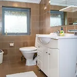 6 Person Holiday Home In Hejls Сasa de vacaciones